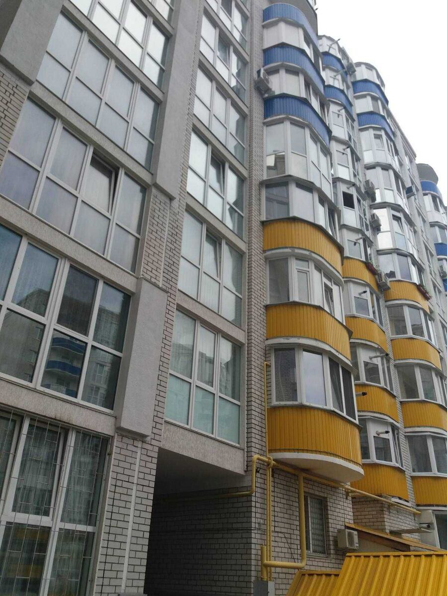 Продам 3 кімнатну квартиру по проспекту М. Грушевського (1-го Травня). фото 1